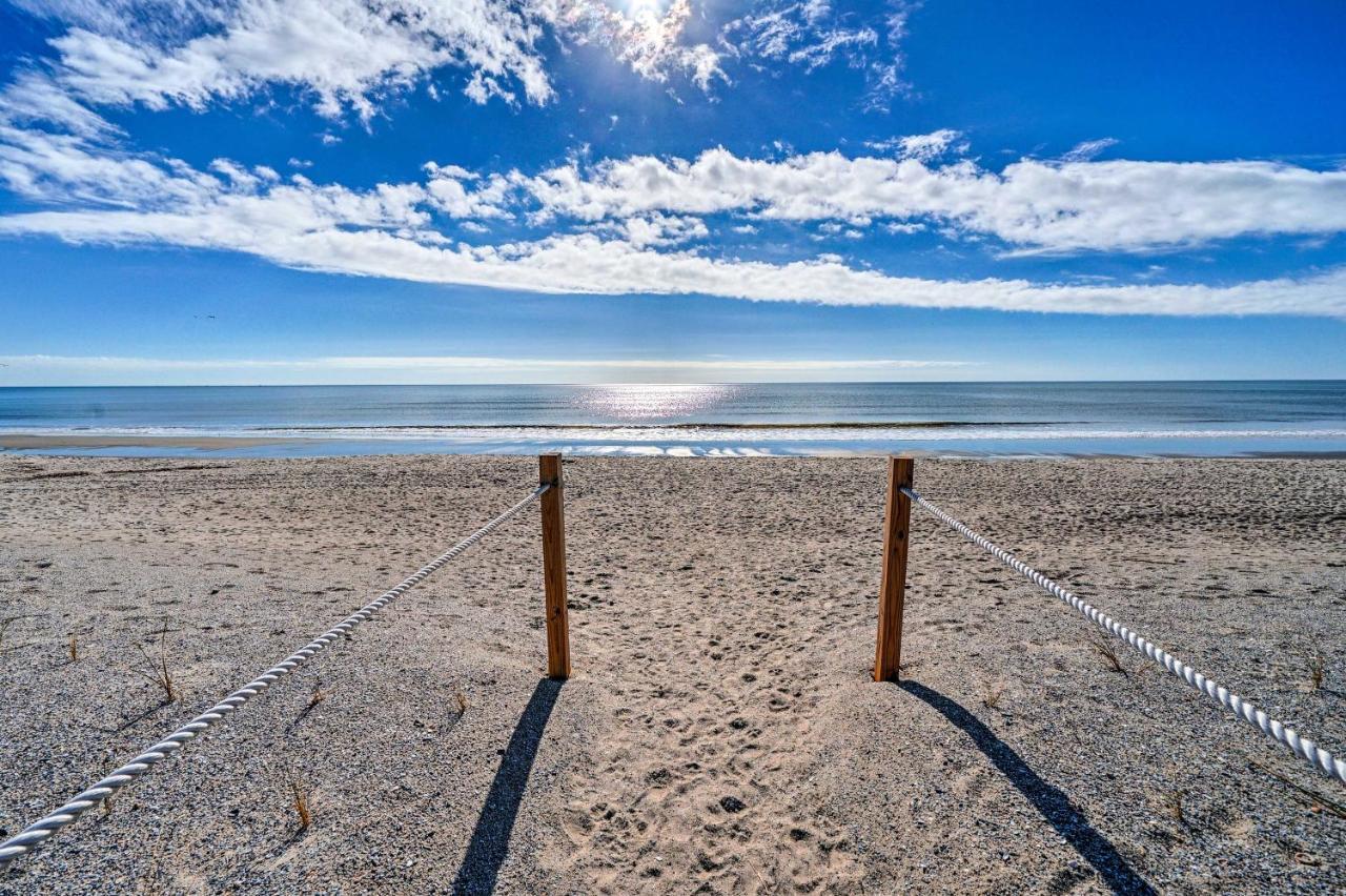 Oak Island Beachfront Condo With Community Pool Buitenkant foto